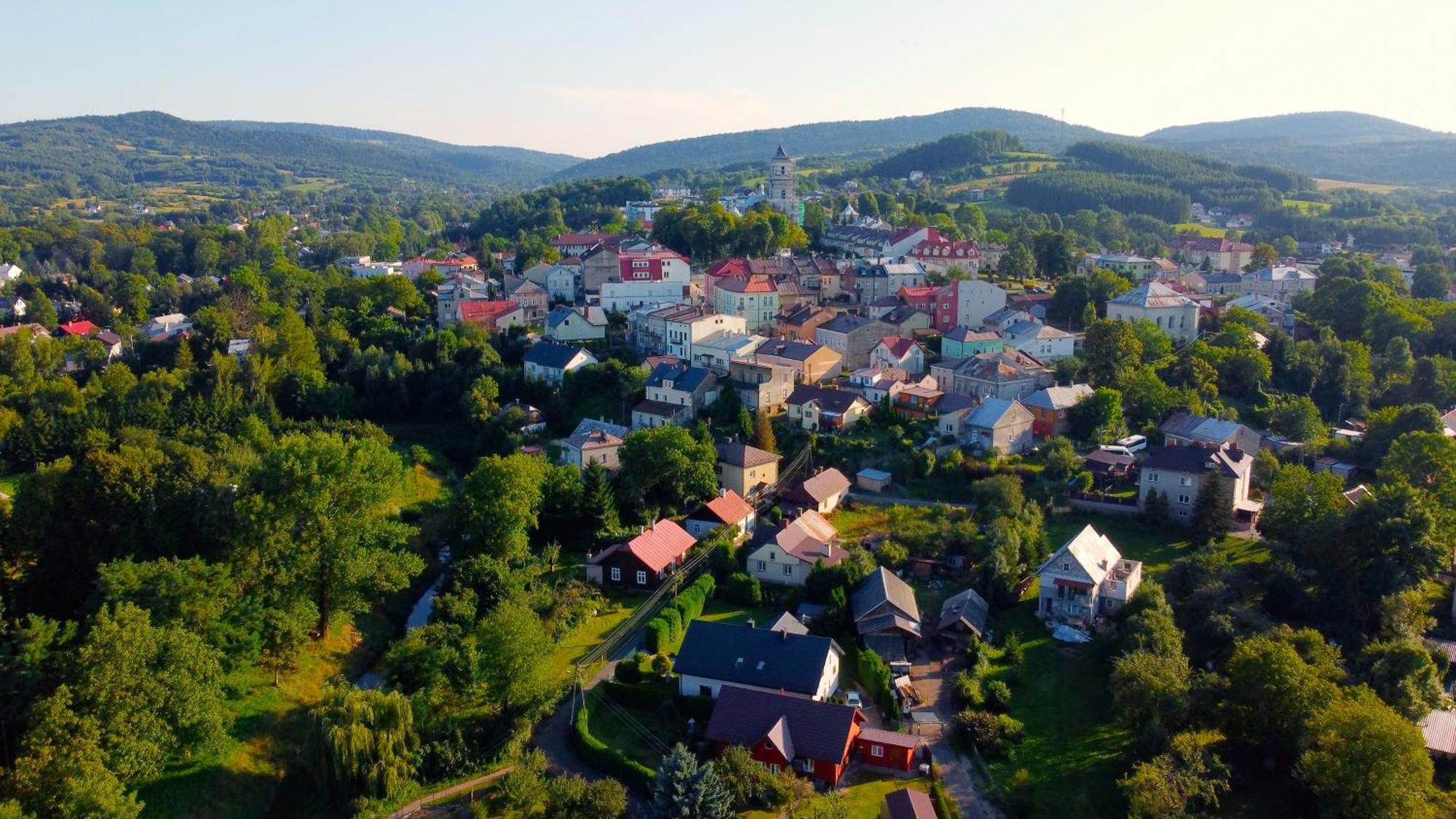 Hotel Restauracja Jas Wedrowniczek Rymanów 외부 사진